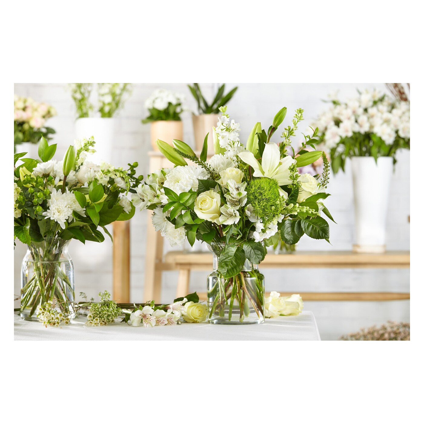Clásico Ivory – A Florist Original arrangement option 4