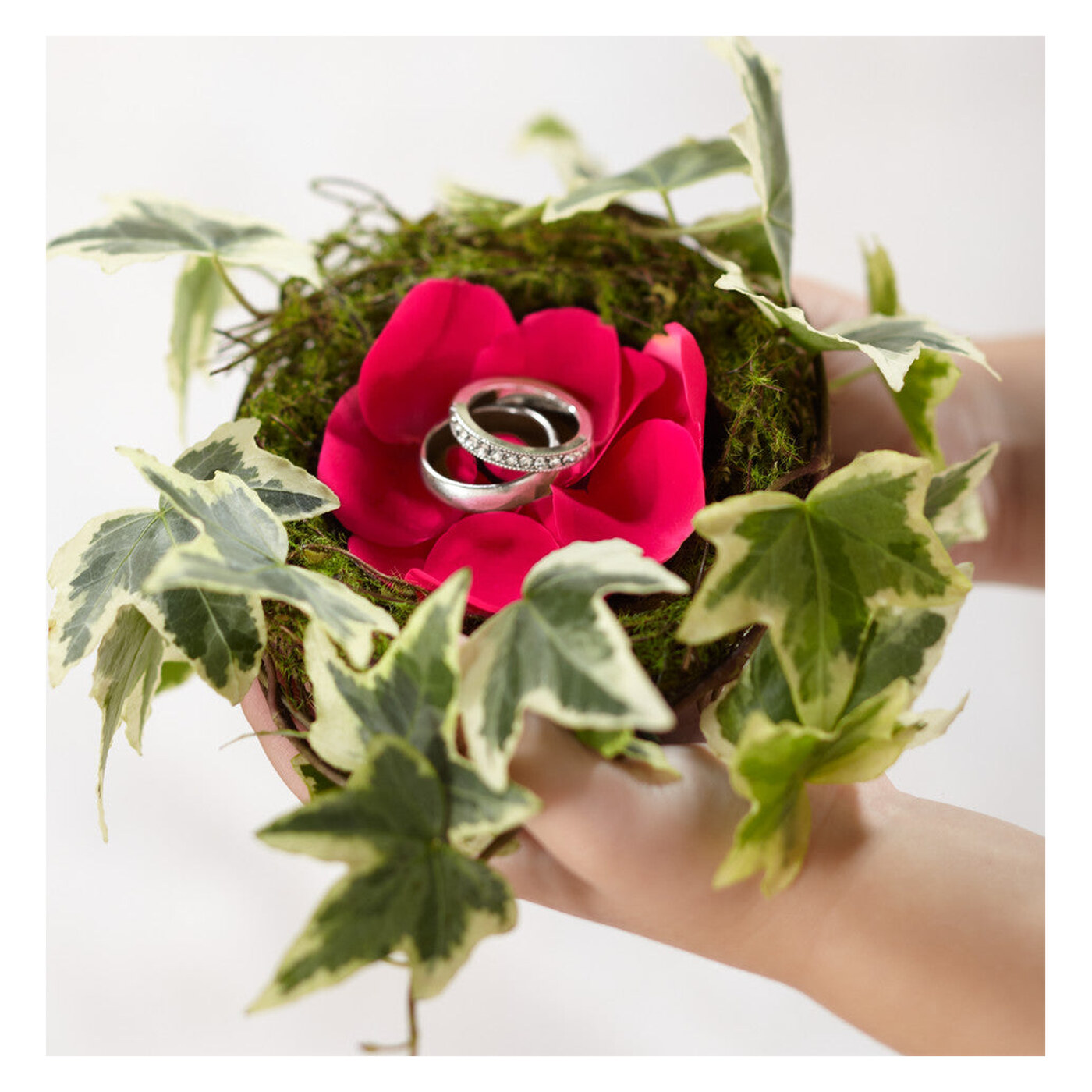 Lila Rose Ring Nest